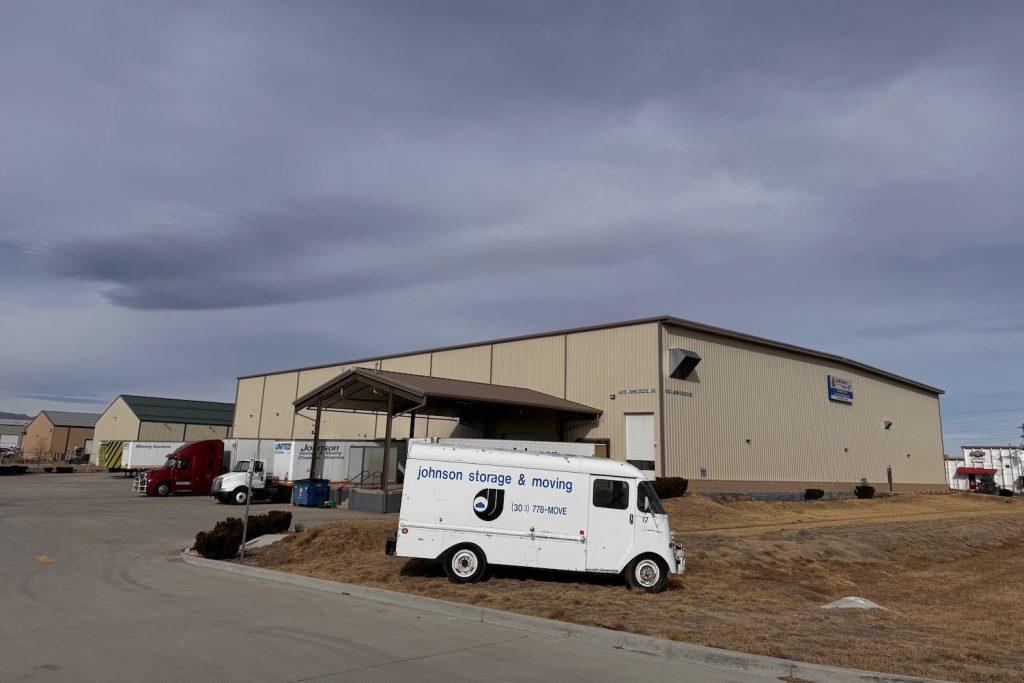 Johnson Storage And Moving - Moving To Fort Collins: A Local'S Guide To Getting Settled -2 What Are The Benefits Of Professional Moving Services For College Students In Fort Collins